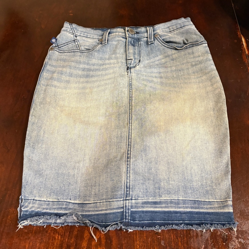 ROCK & REPUBLIC Denim skirt great condition